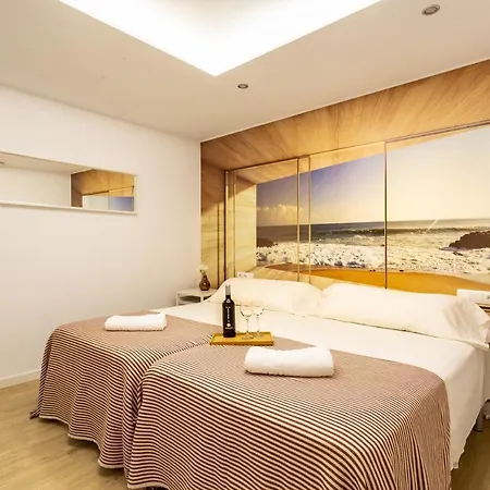 Blue & Red By Sol Maestranza דירה