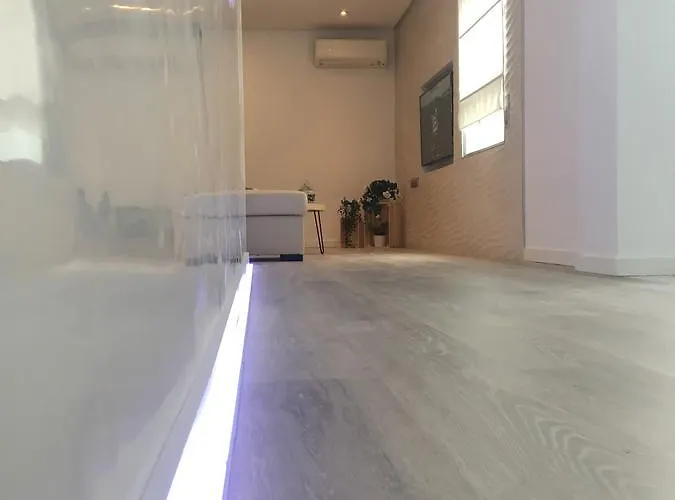 Blue & Red By Sol Maestranza 公寓 *