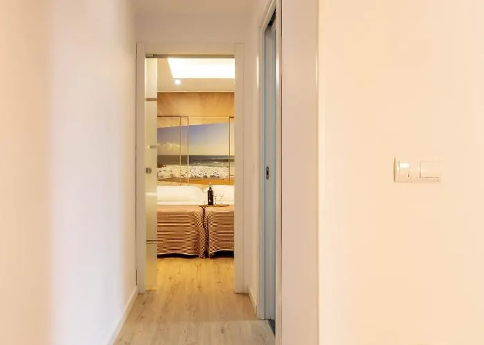 Blue & Red By Sol Maestranza 公寓 马拉加